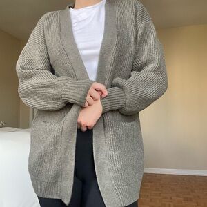Aritzia Women's Taupe Cardigan Sweater